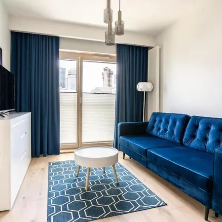 Apartment Mennica - Golden